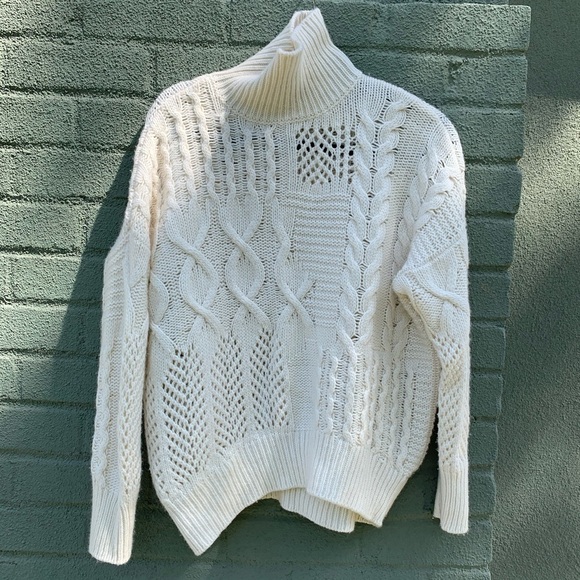 Athleta Wool Cashmere Cable Knit Sweater | Dreamy Cream  | Size Small - Picture 3 of 7